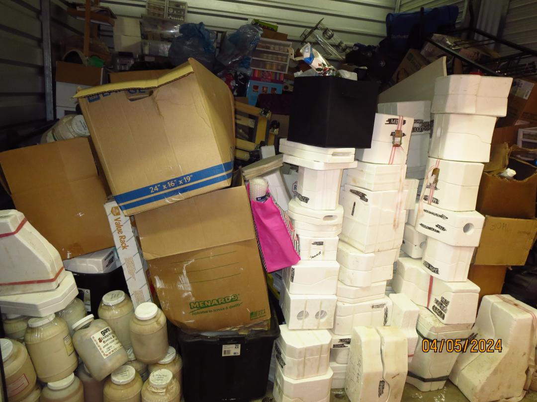 Storage Unit Auction in Alsip, IL at UHaul Moving & Storage of Alsip